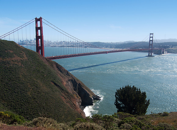 Golden Gate Bridge (view from north west)